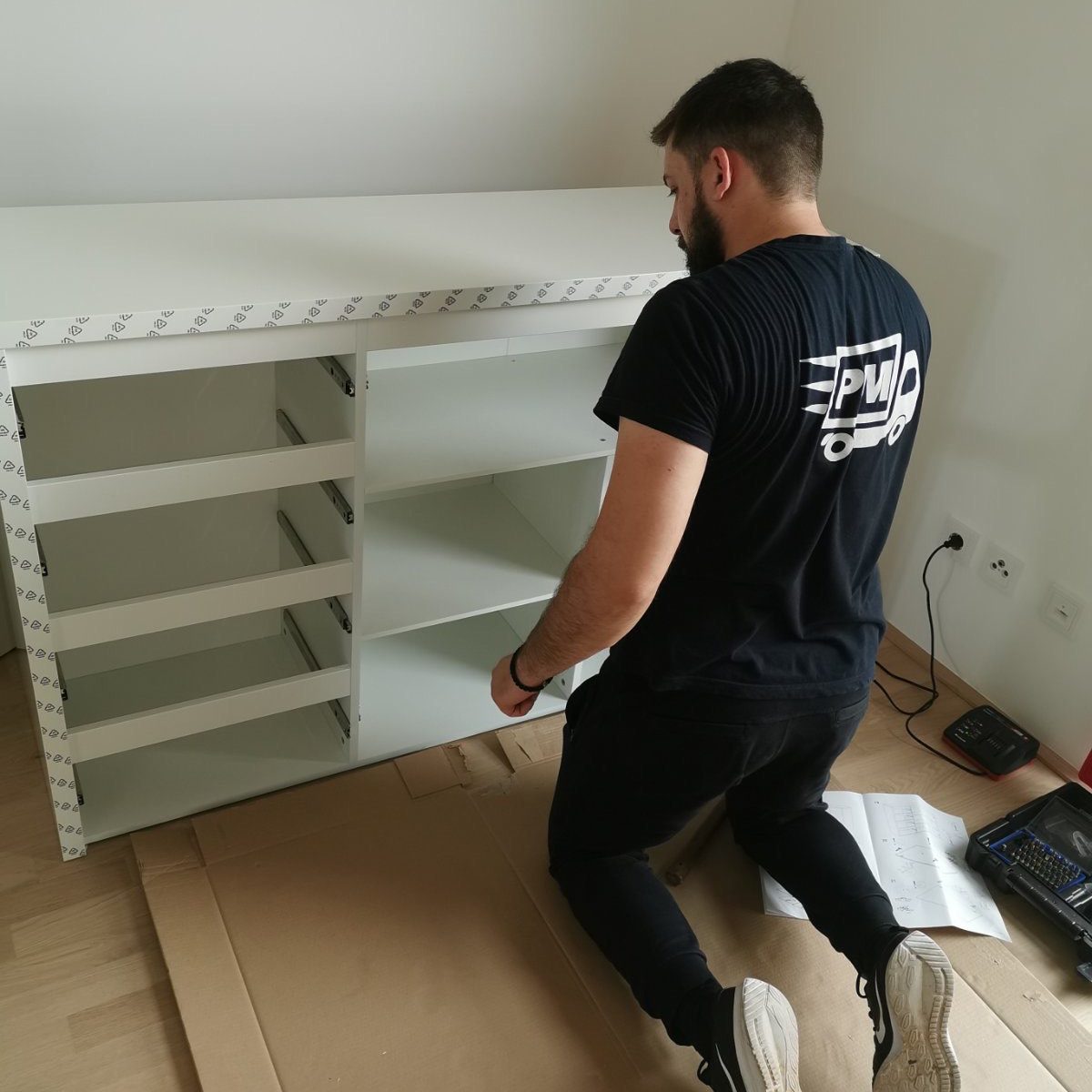profimoebelpacker-umzug-wien-moebelmontage-01 Möbelmontage Wien